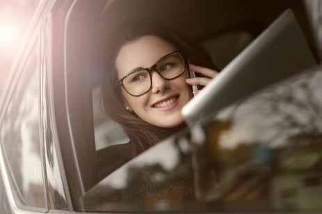 abrir-puerta-desde-el-coche-1024x683